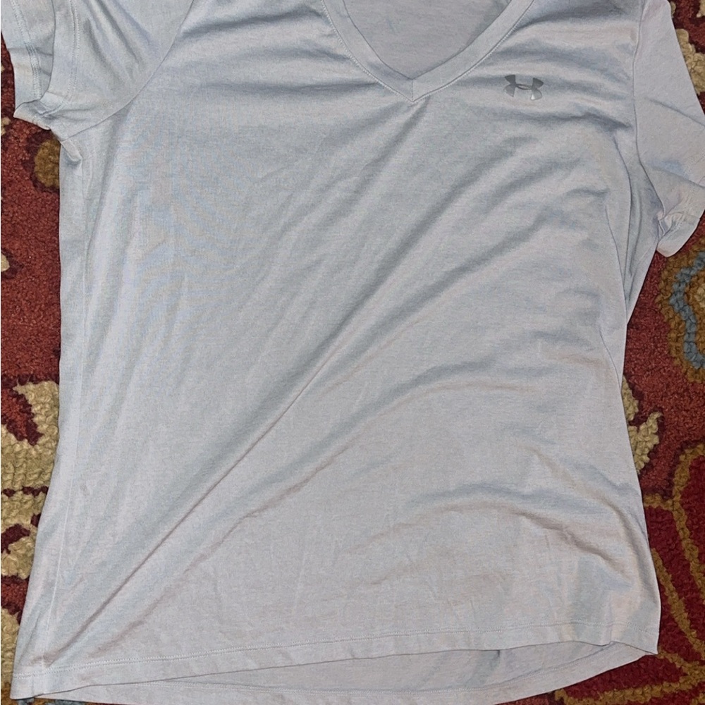 Under Armour Women's Light Gray V-Neck Tee